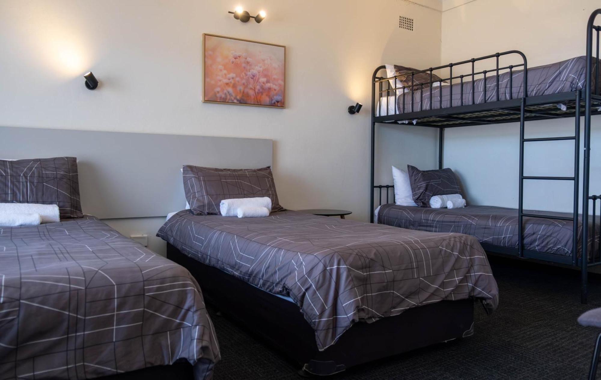 Doonside Hotel エクステリア 写真